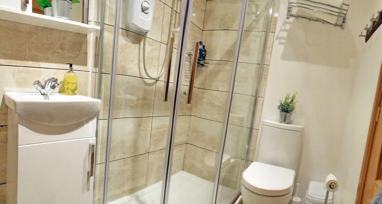 Flat 14D Bayhead Apartment สตอร์โนเวย์ ภายนอก รูปภาพ